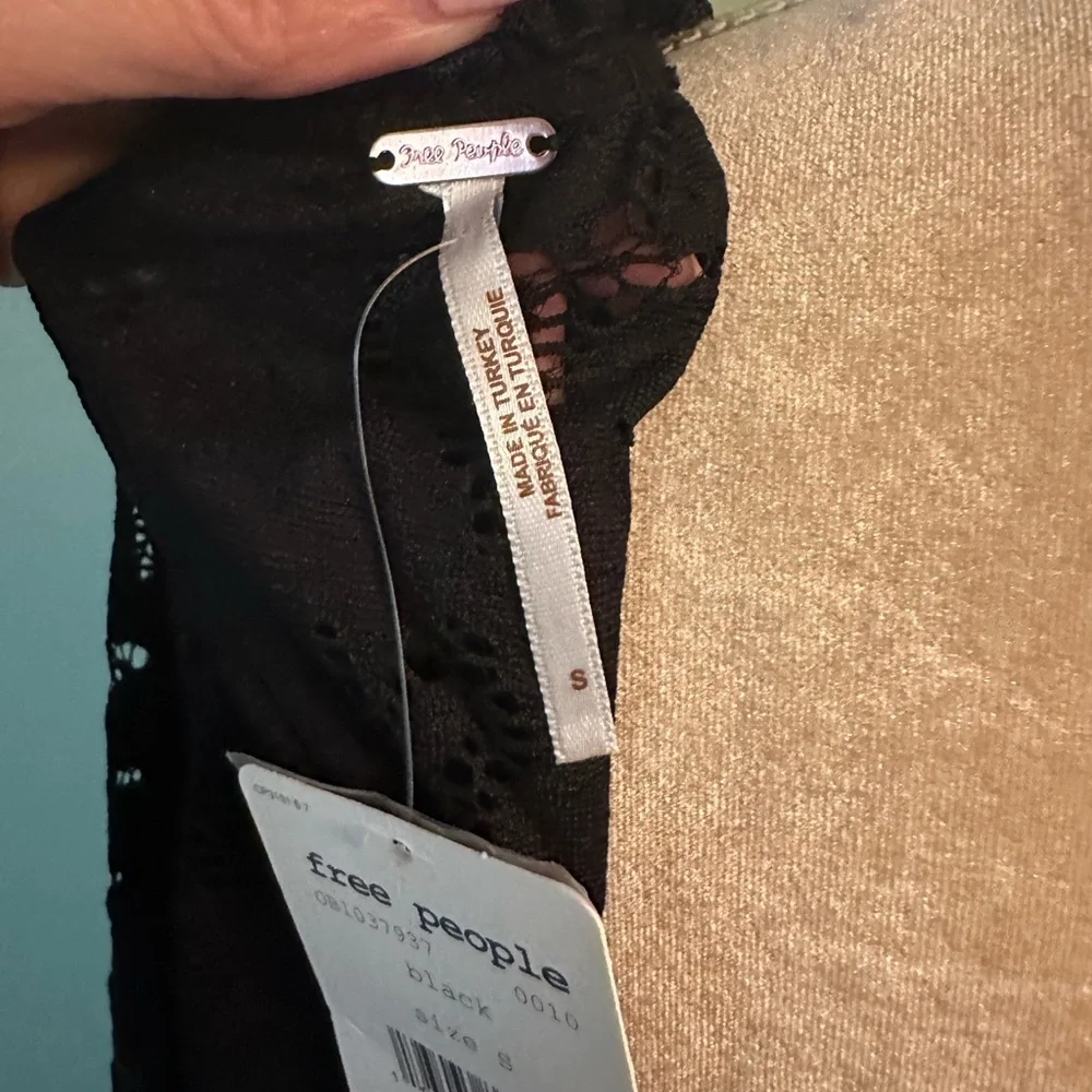 NWT: Free People Olivia Lace Top With Bell Sleeves - Picture 8 of 14